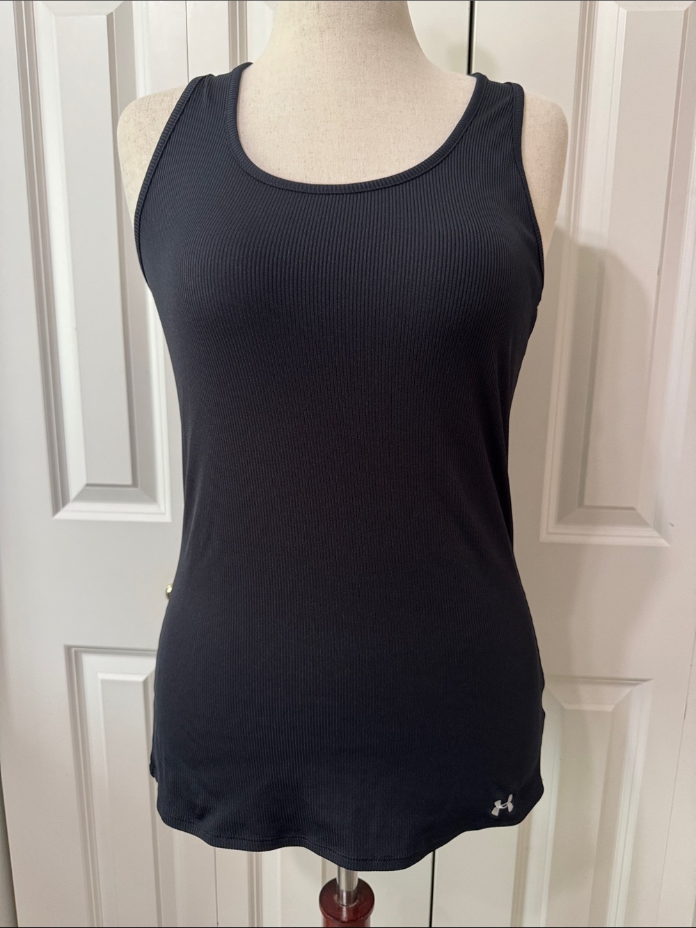 Under Armour Black Ribbed Scoop Neck Tank